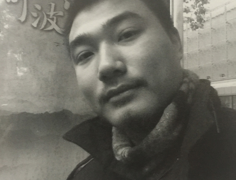 刘春华